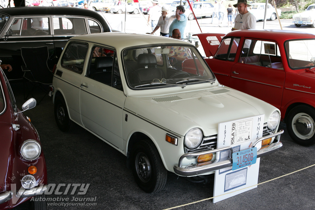 1972 Honda 600 2-door sedan