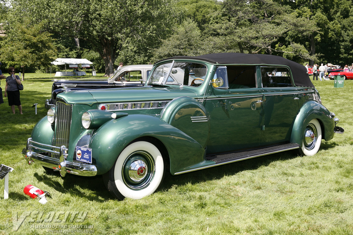 1940 Packard 1807 convertible sedan