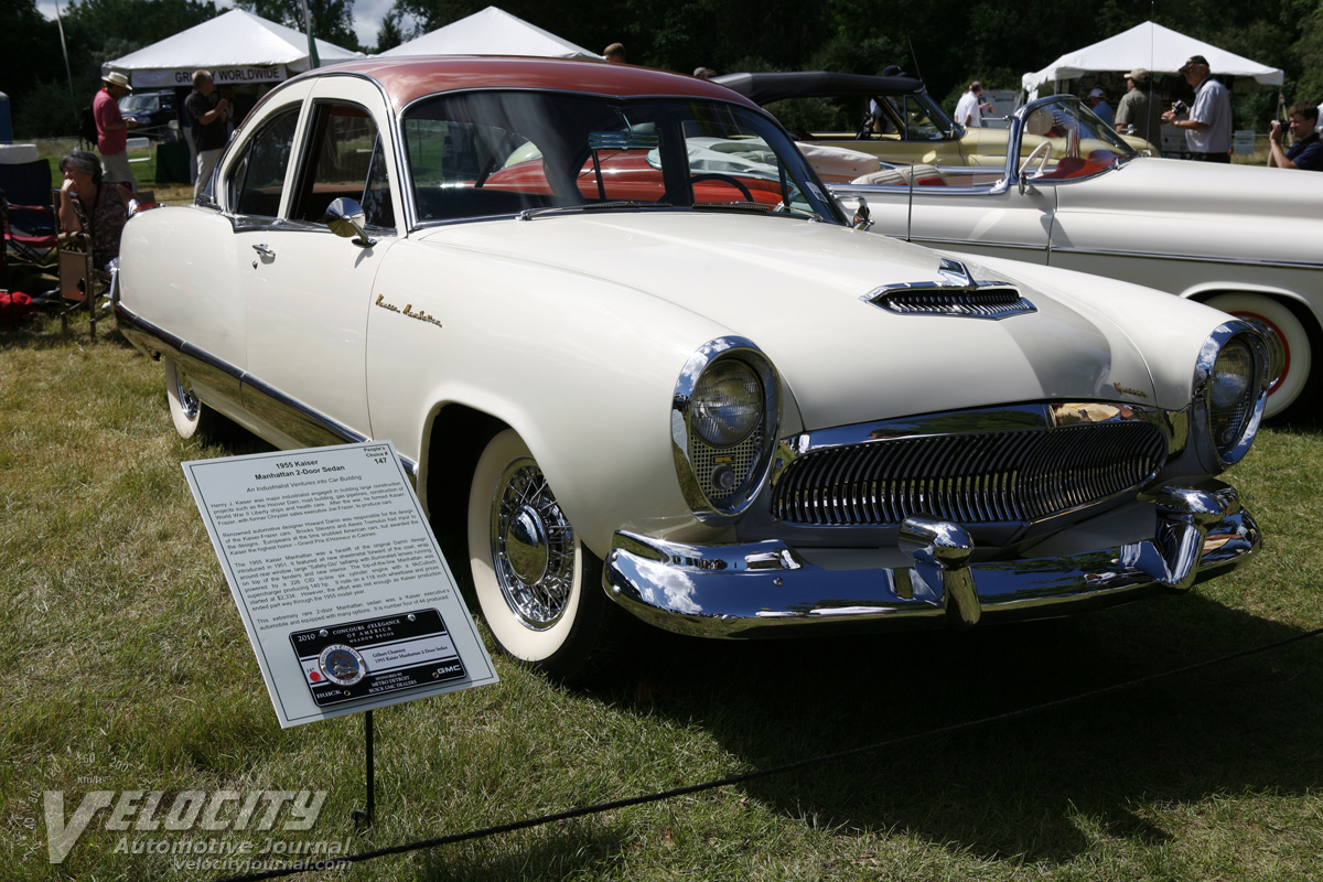 1955 Kaiser Manhattan