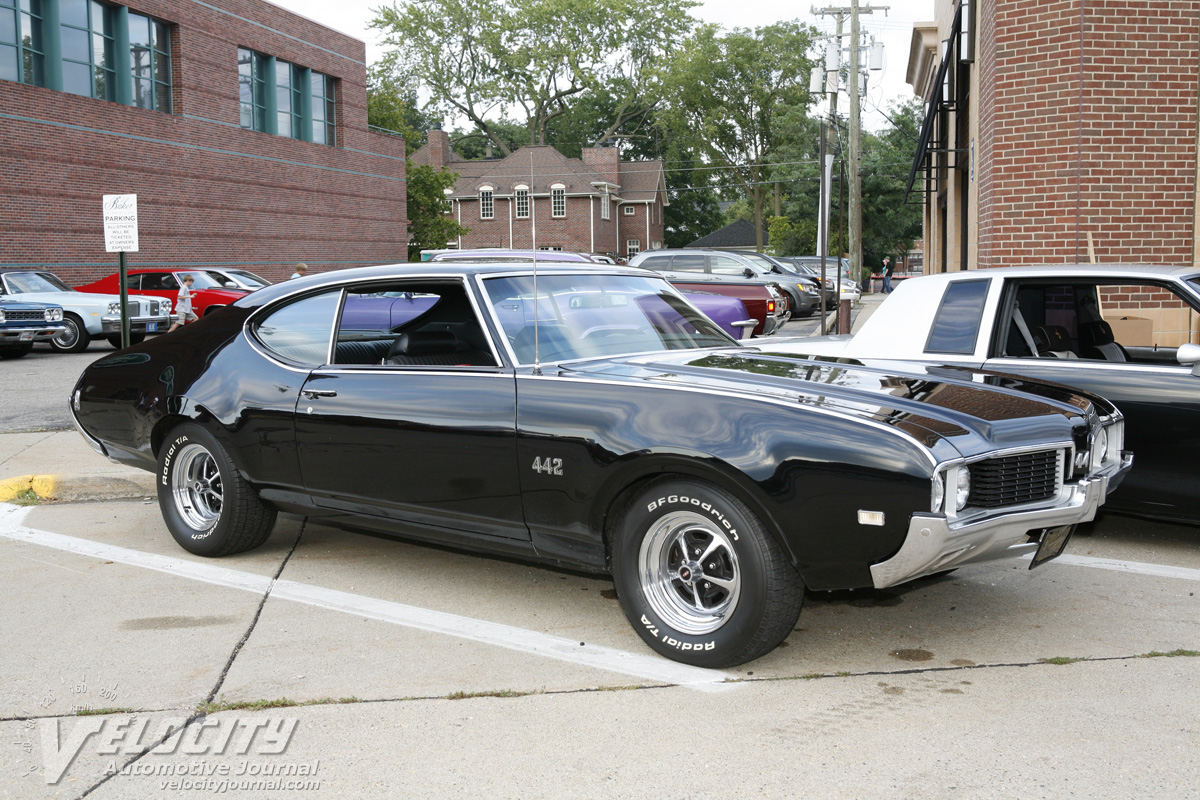 1969 Oldsmobile 4-4-2