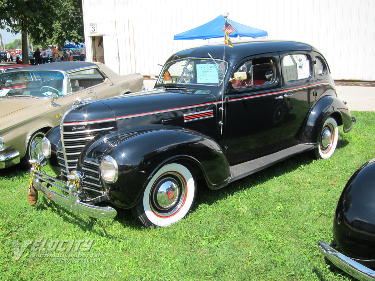 1939 Plymouth P8 DeLuxe sedan