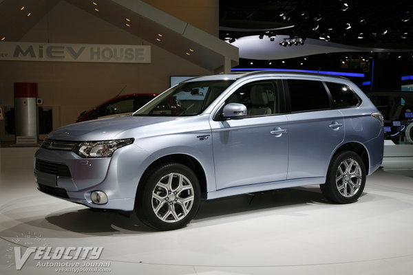 2013 Mitsubishi Outlander PHEV