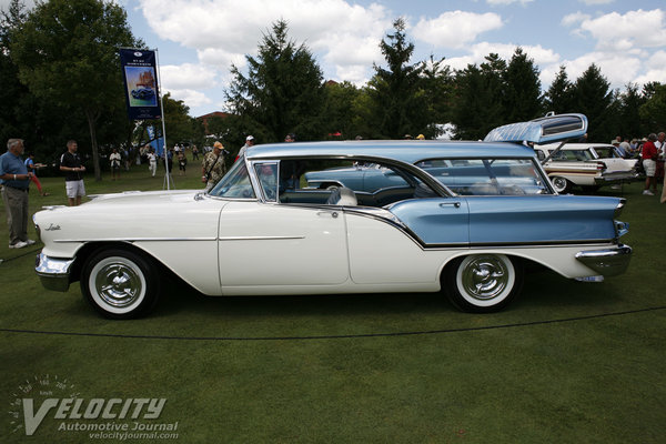 1957 Oldsmobile Super 88 Fiesta wagon