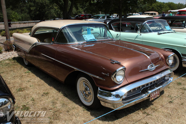 1957 Oldsmobile 88 Series 2-door hardtop