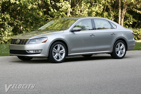 2012 Volkswagen Passat SEL