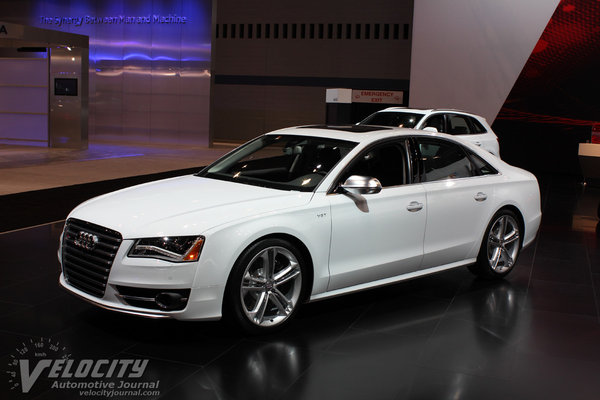 2013 Audi S8