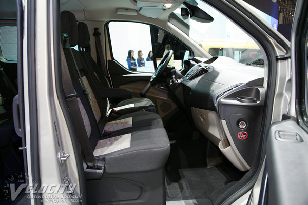 2014 Ford Tourneo Custom Interior