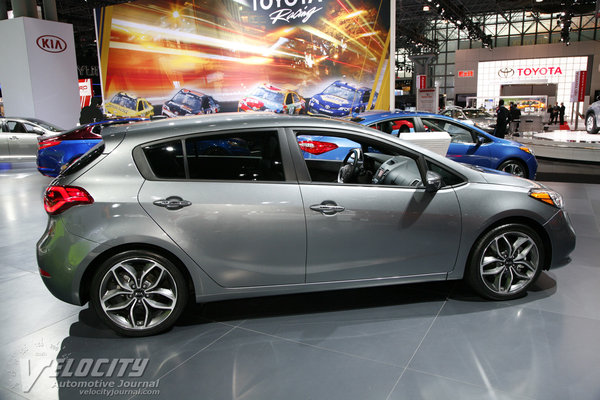 2014 Kia Forte 5d