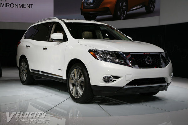 2014 Nissan Pathfinder hybrid