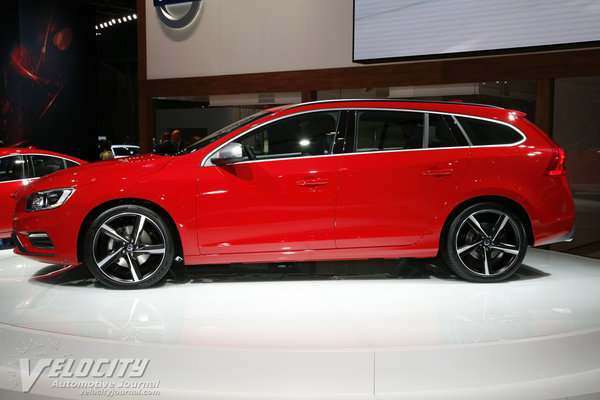 2014 Volvo V60 R-Design