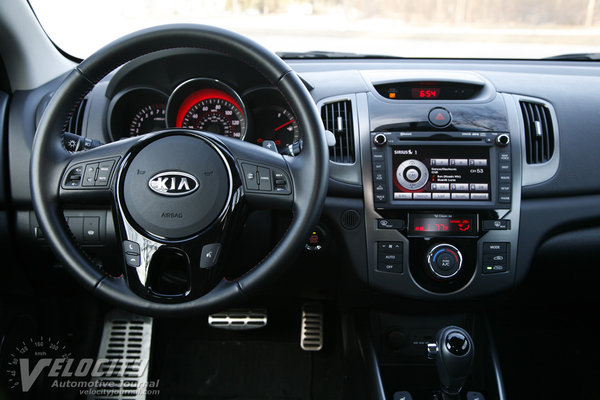 2013 Kia Forte Koup SX Instrumentation