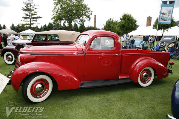 1937 Studebaker J5 Express Coupe