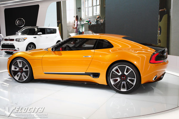 2014 Kia GT4 Stinger