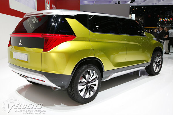 2013 Mitsubishi AR