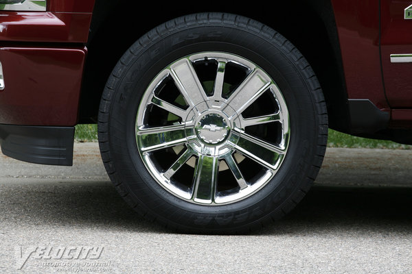 2014 Chevrolet Silverado 1500 High Country Crew Cab Wheel