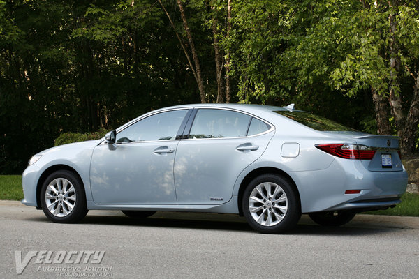 2014 Lexus ES 300h