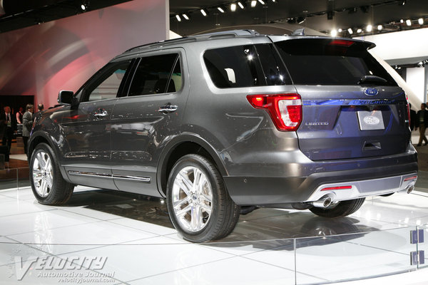 2016 Ford Explorer