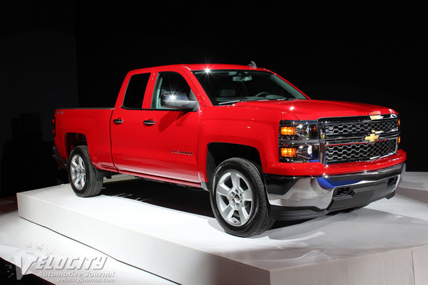 2015 Chevrolet Silverado 1500 Double Cab Custom