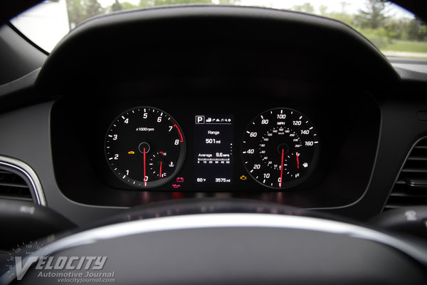 2015 Hyundai Sonata Sport Instrumentation