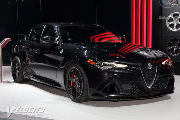 2017 Alfa Romeo Giulia Quadrifoglio