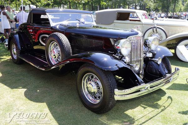 1932 Chrysler Imperial Cabriolet by Bohman & Schwartz