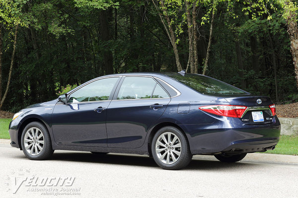 2016 Toyota Camry XLE Hybrid