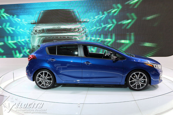 2017 Kia Forte Forte5