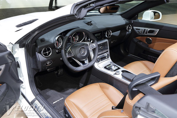 2017 Mercedes-Benz SLC-class Interior