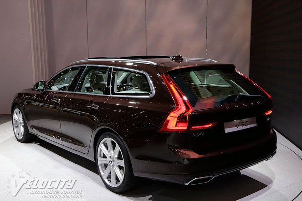 2017 Volvo V90