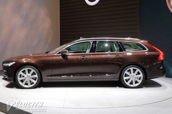 2017 Volvo V90