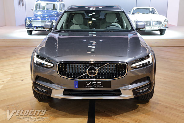 2017 Volvo V90