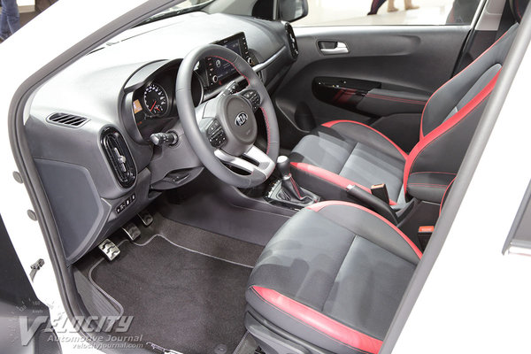 2017 Kia Picanto Interior