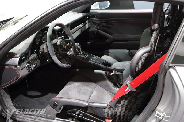 2018 Porsche 911 GT2 RS Interior