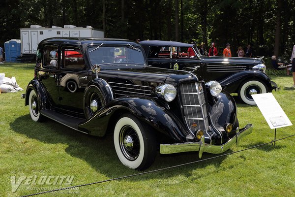 1935 Auburn 851 Sedan