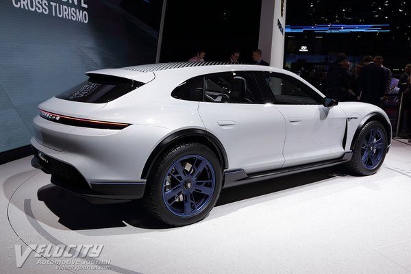 2018 Porsche Mission E Cross Turismo