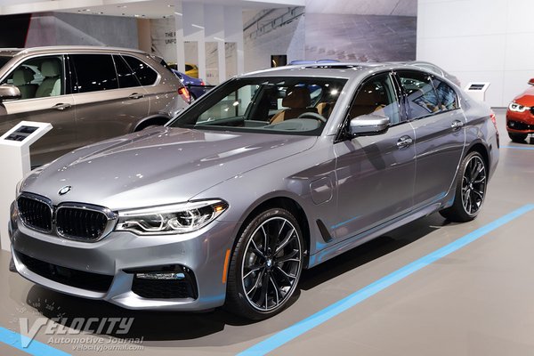 2018 BMW 5-Series sedan