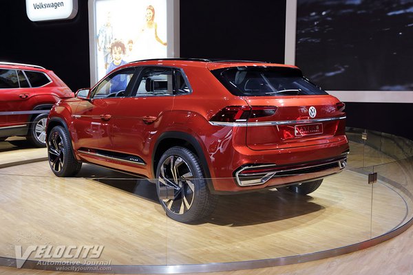 2018 Volkswagen Atlas Cross Sport