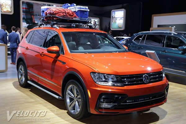 2018 Volkswagen Tiguan R-Line