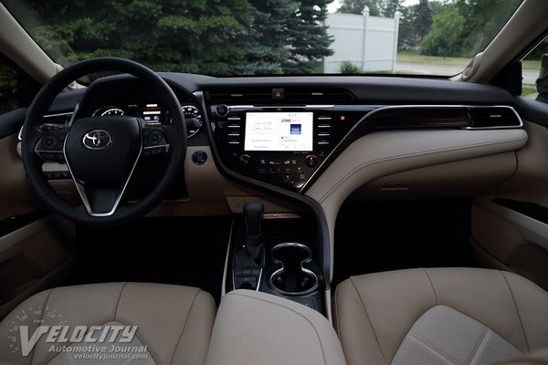 2018 Toyota Camry XLE Interior