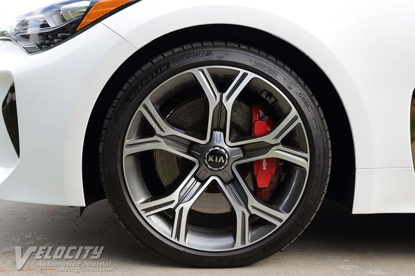 2018 Kia Stinger Wheel