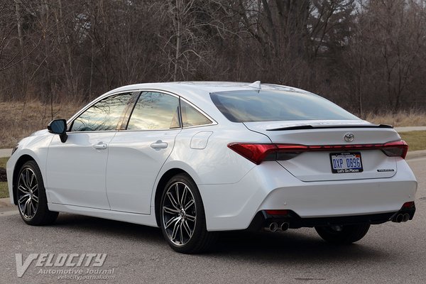 2019 Toyota Avalon Touring