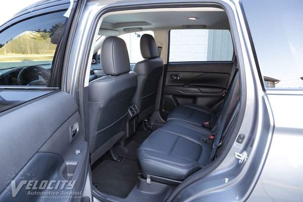 2019 Mitsubishi Outlander SEL Interior