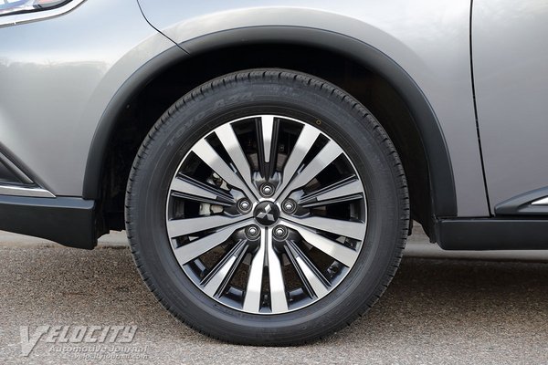 2019 Mitsubishi Outlander SEL Wheel