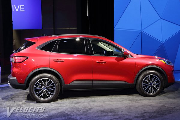 2020 Ford Escape SEL