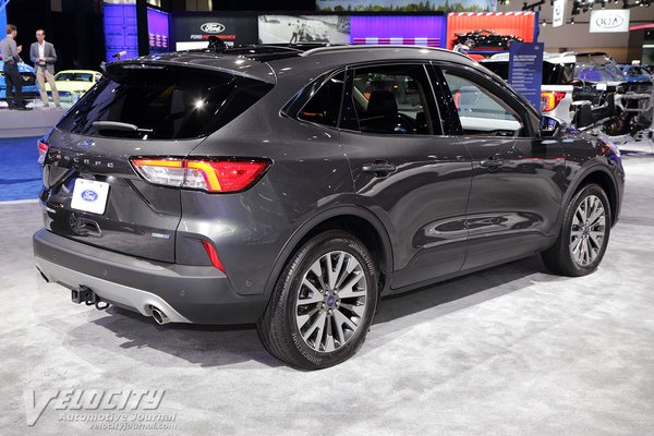 2020 Ford Escape Titanium