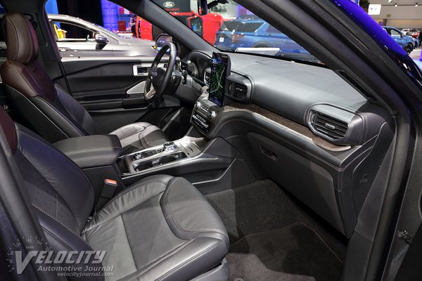 2020 Ford Explorer Platinum Interior