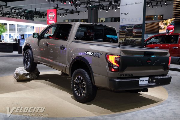 2020 Nissan Titan Crew Cab