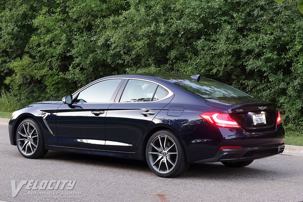 2020 Genesis G70 2.0T Prestige RWD