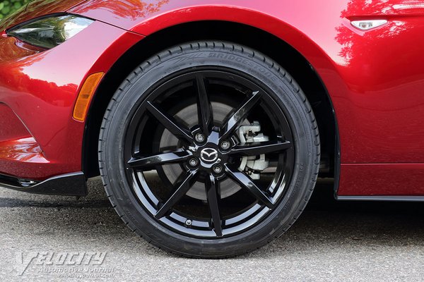 2020 Mazda MX-5 RF Club Wheel