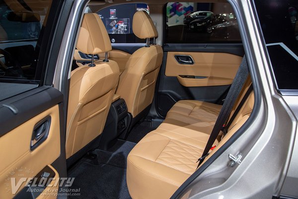 2022 Nissan Rogue Interior